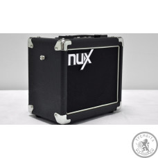 Комбик для электрогитары NUX MIGHTY 8 Комбик для электрогитары NUX MIGHTY 8