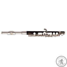 Флейта YAMAHA YPC62M PICCOLO FLUTE Флейта YAMAHA YPC62M PICCOLO FLUTE